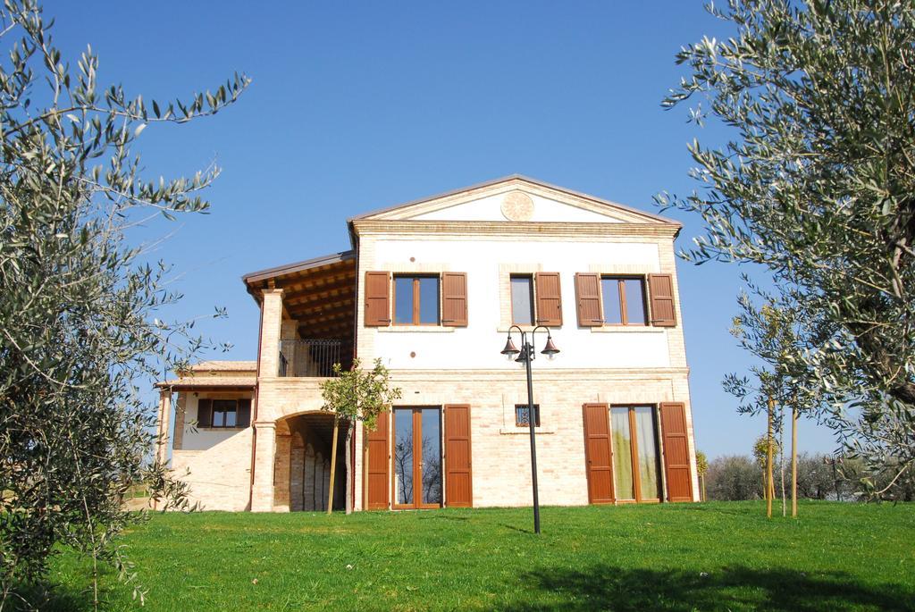 Residence Colle Veroni Mosciano SantʼAngelo Eksteriør billede