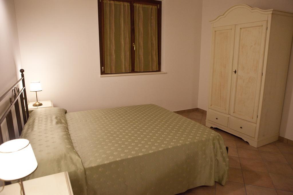 Residence Colle Veroni Mosciano SantʼAngelo Værelse billede