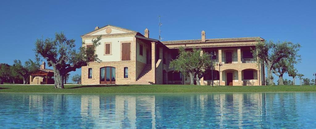 Residence Colle Veroni Mosciano SantʼAngelo Eksteriør billede
