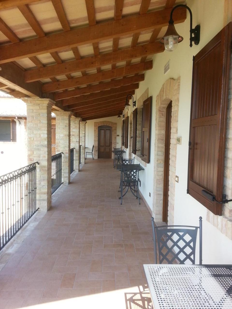 Residence Colle Veroni Mosciano SantʼAngelo Eksteriør billede