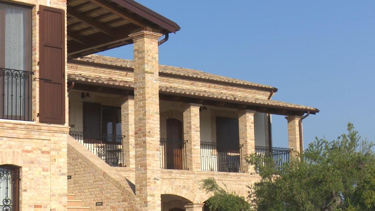 Residence Colle Veroni Mosciano SantʼAngelo Eksteriør billede